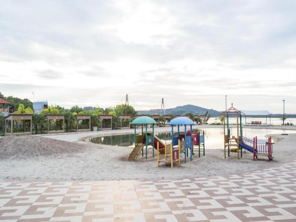 Nipah Island Resort Nagoya Exterior photo